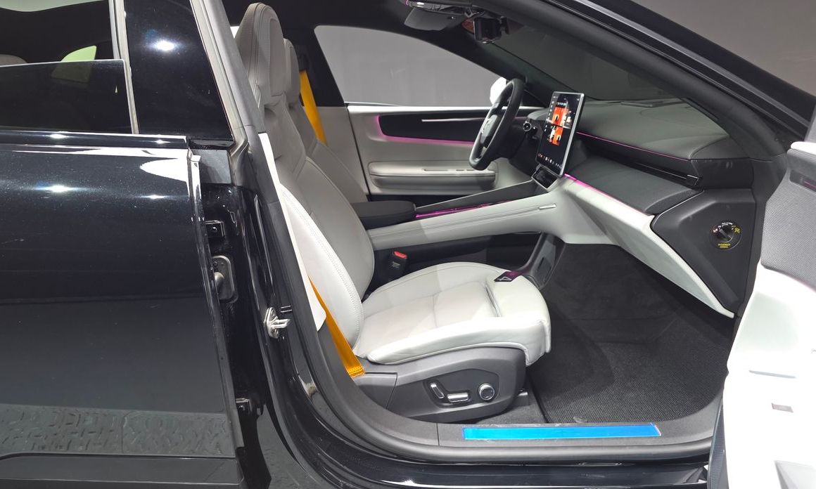Polestar Polestar 4 2025