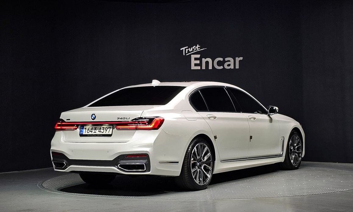 BMW 7-Series 2022