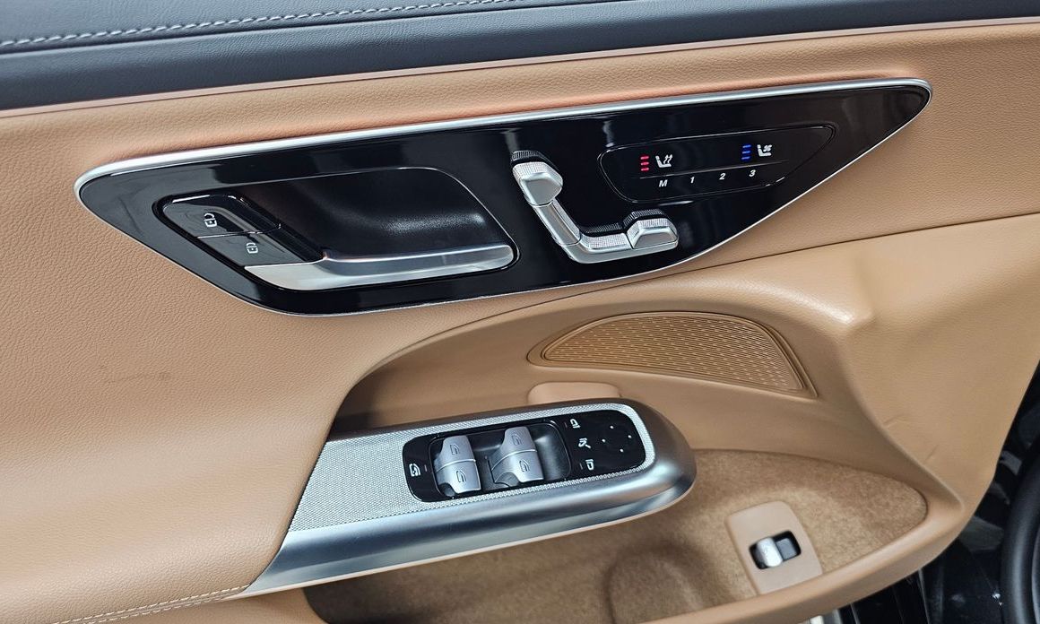 Mercedes-Benz E-Class 2024
