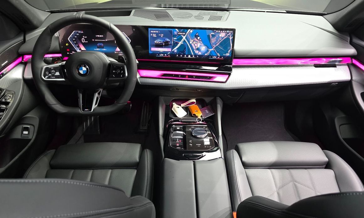 BMW 5-Series 2025