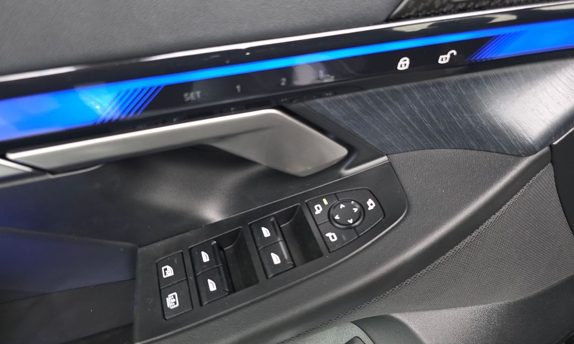 BMW i5 2025
