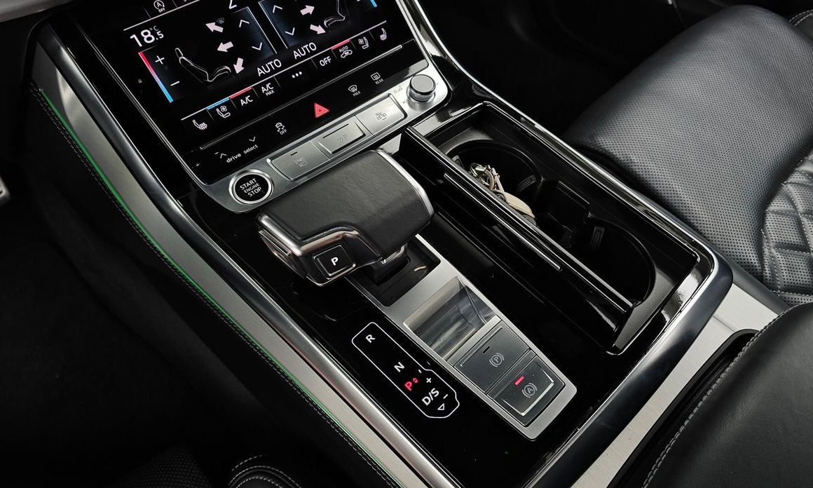 Audi Q8 2023