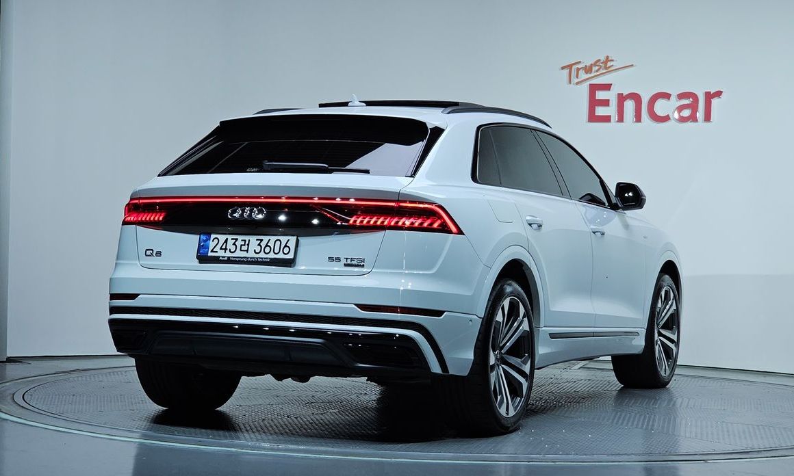 Audi Q8 2023