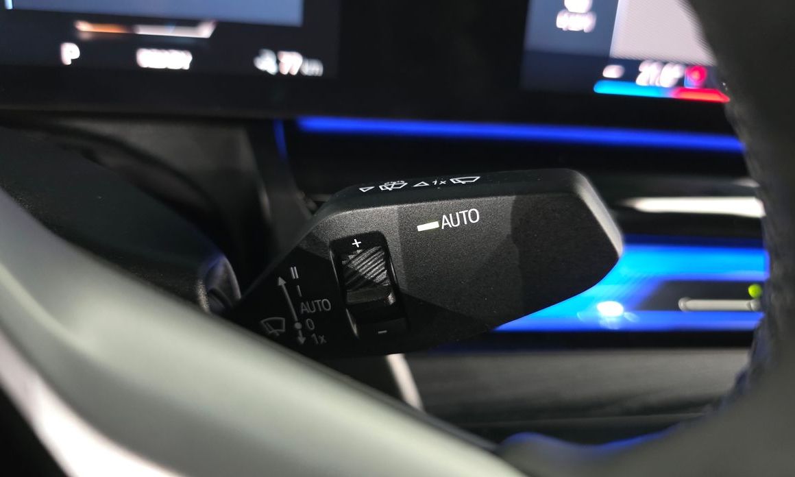BMW i5 2025