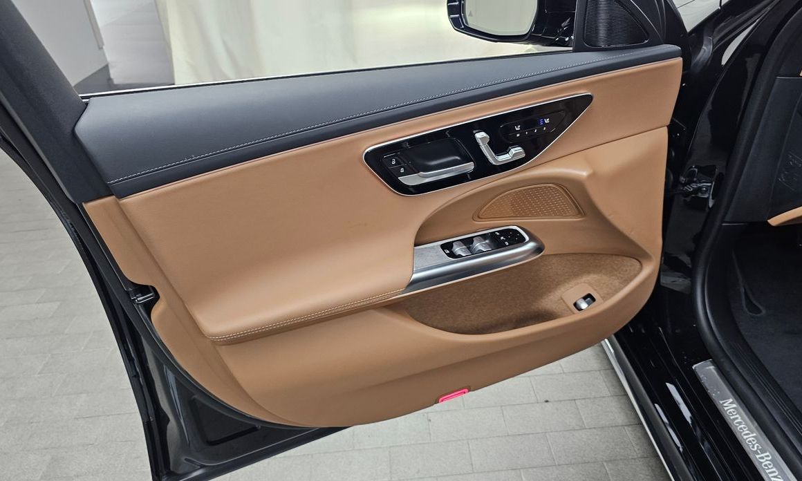 Mercedes-Benz E-Class 2024
