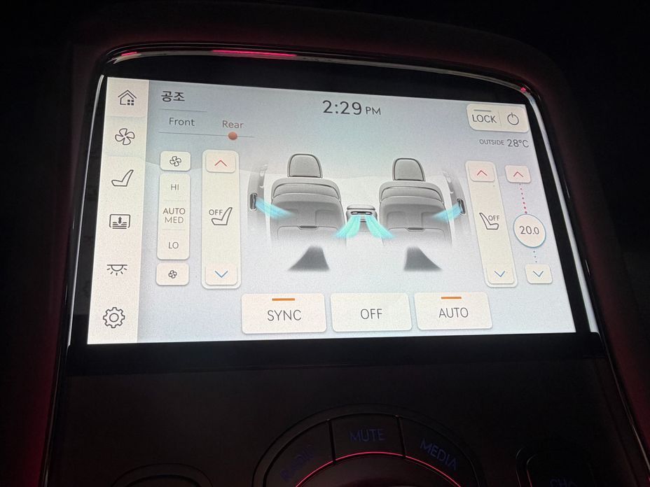 Genesis G90 2023