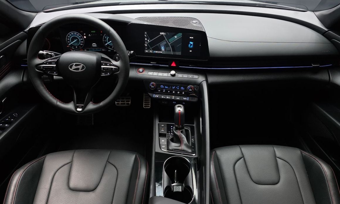 Hyundai AVANTE 2024