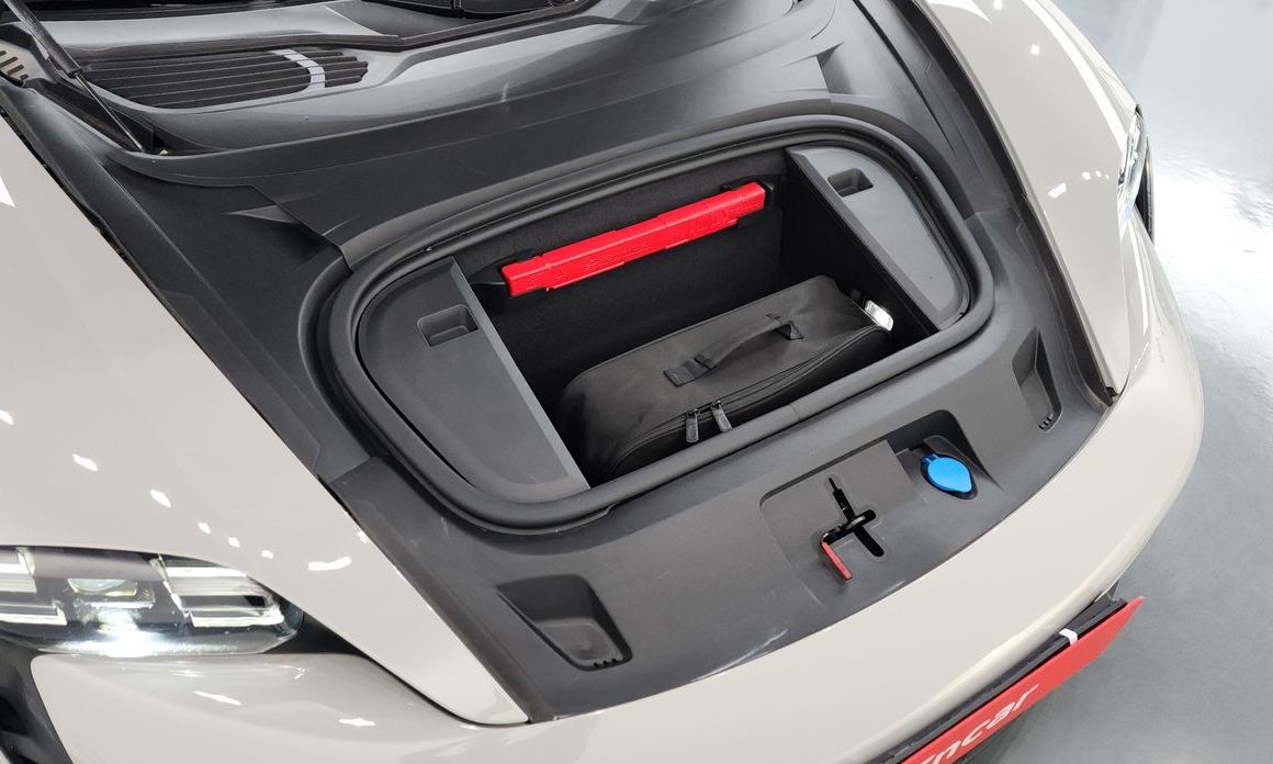 Porsche Taycan 2022