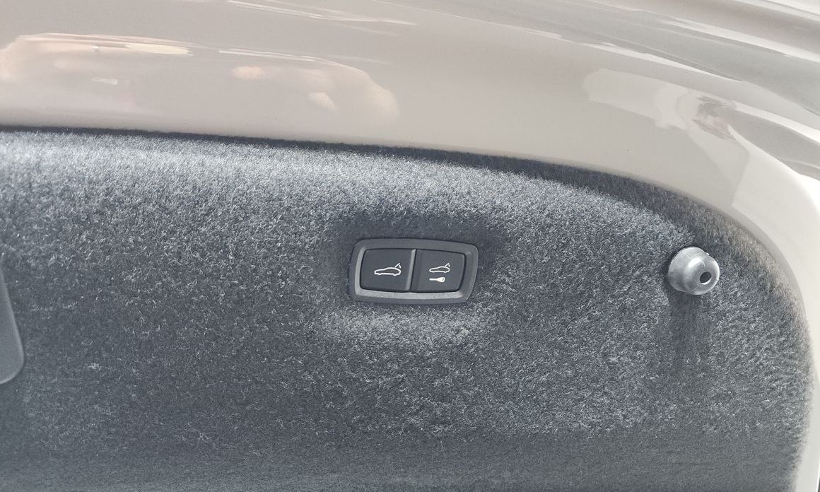 Porsche Taycan 2022