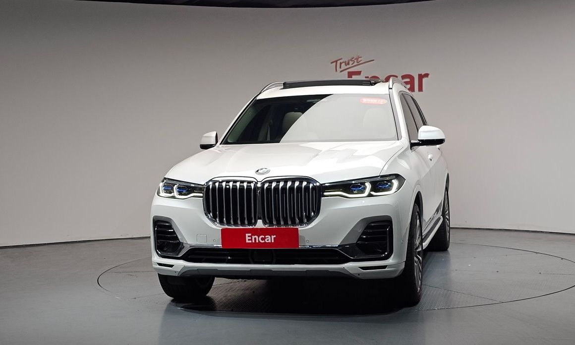 BMW X7 2021