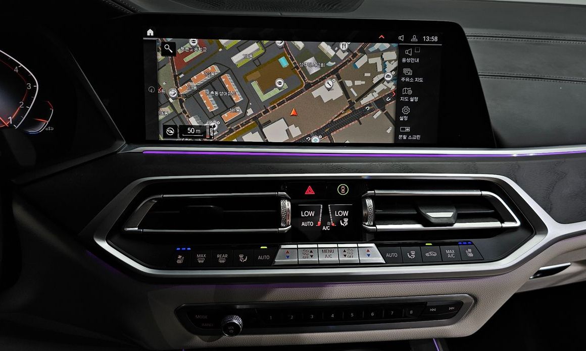 BMW X7 2021