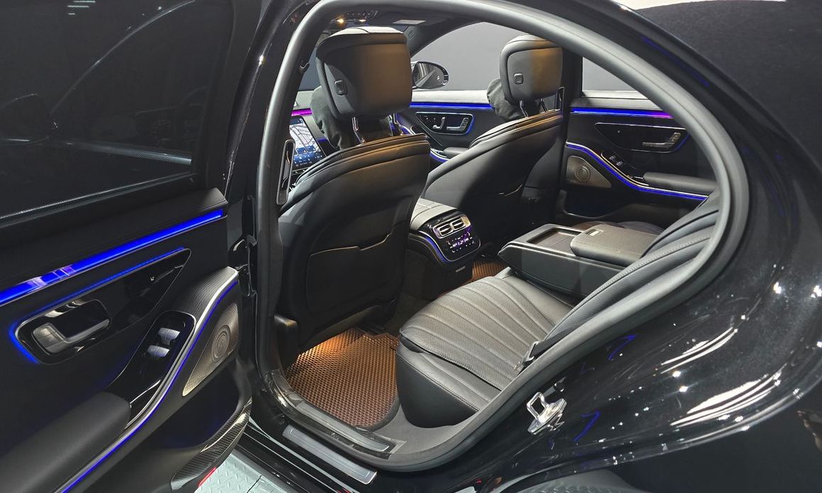 Mercedes-Benz S-Class 2025