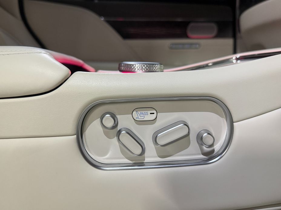 Genesis G90 2023