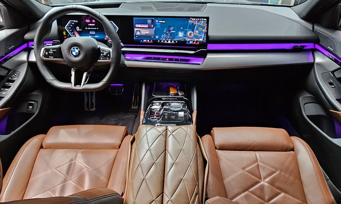 BMW 5-Series 2024