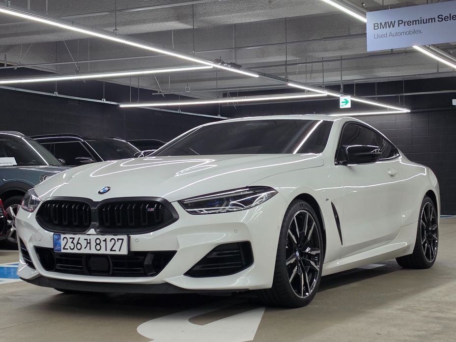 BMW 8-Series 2025