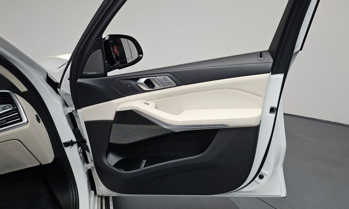 BMW X7 2021