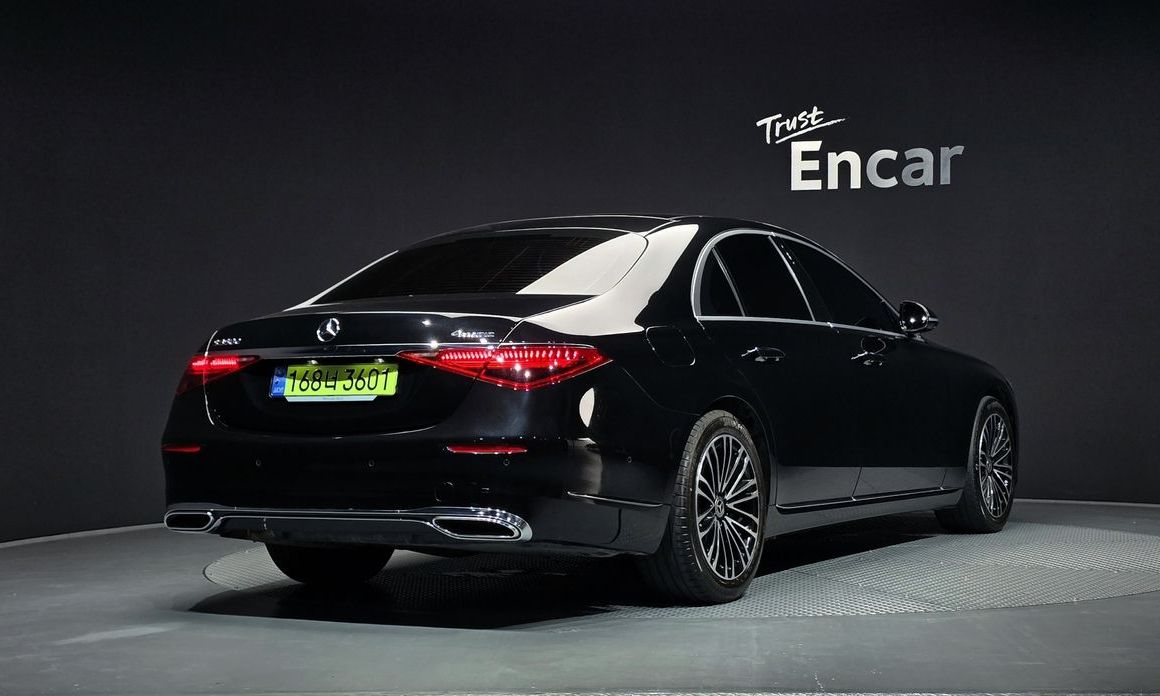 Mercedes-Benz S-Class 2025