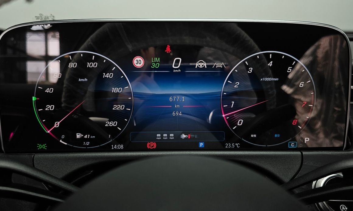 Mercedes-Benz E-Class 2026