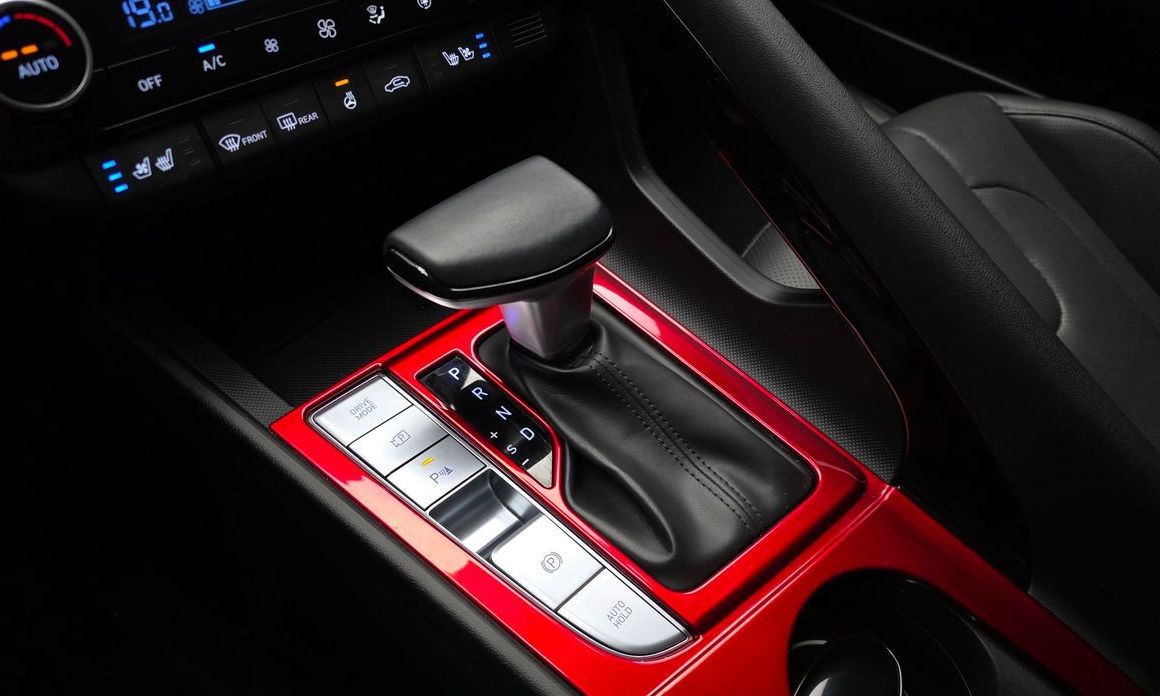 Hyundai AVANTE 2024