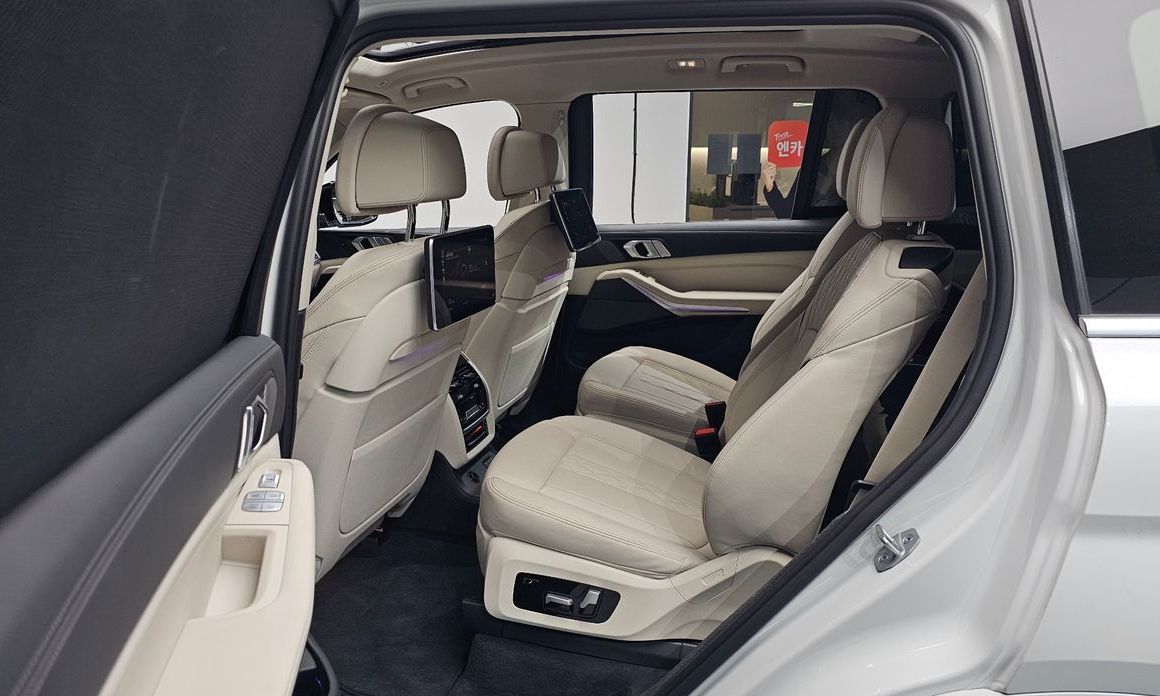 BMW X7 2021