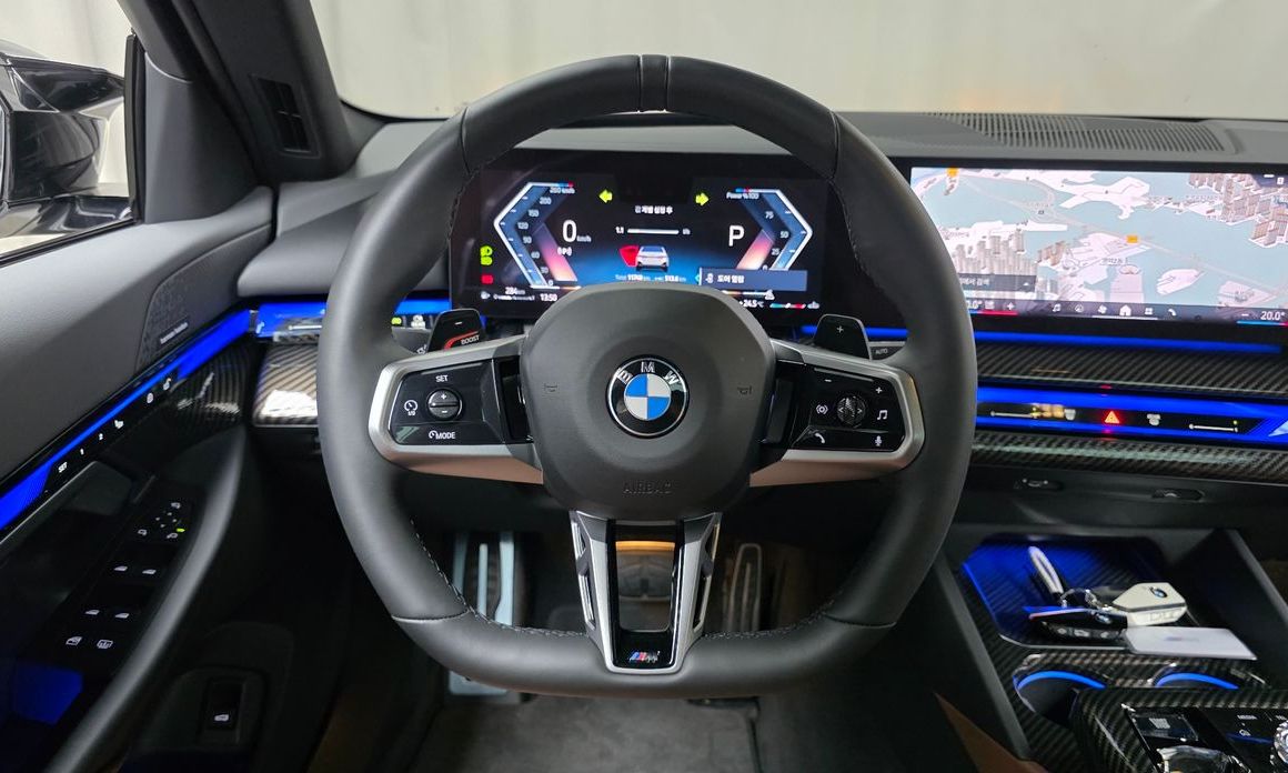 BMW 5-Series 2024