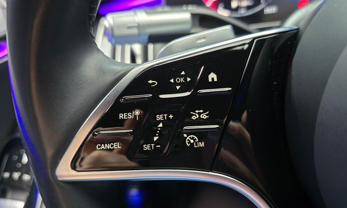 Mercedes-Benz S-Class 2025