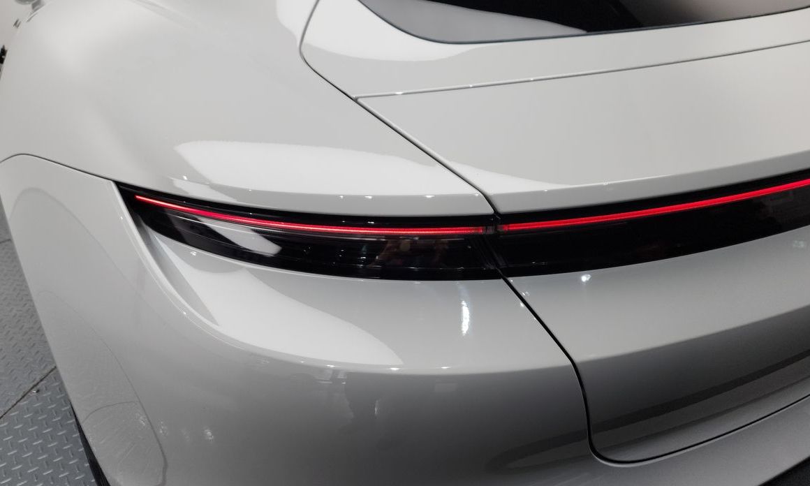 Porsche Taycan 2022