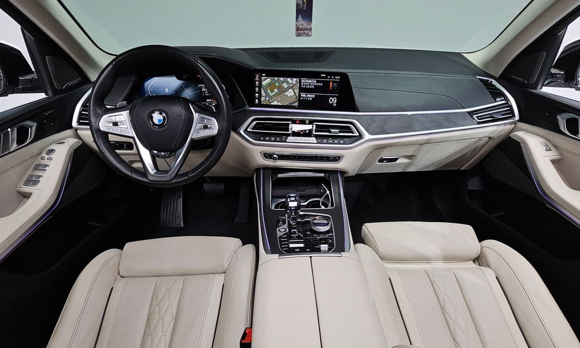 BMW X7 2021