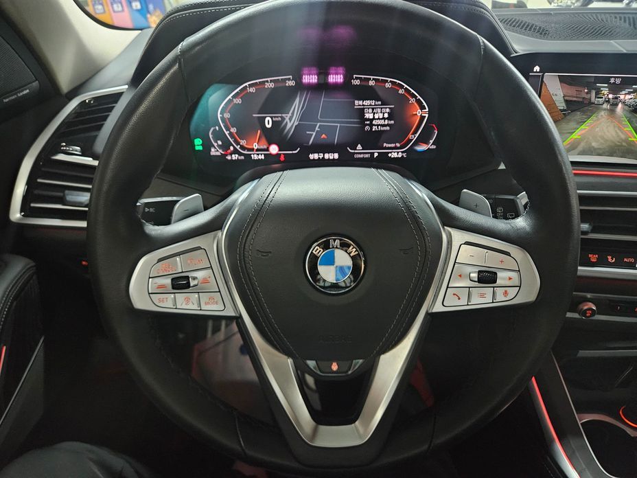 BMW X7 2021