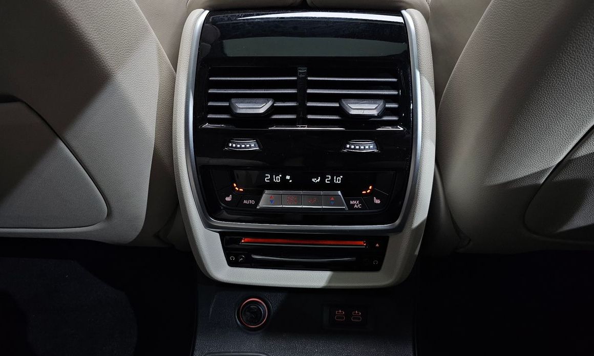 BMW X7 2021