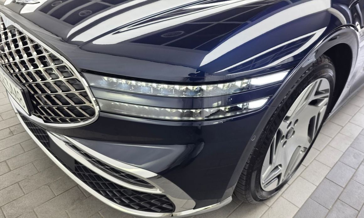 Genesis G90 2023