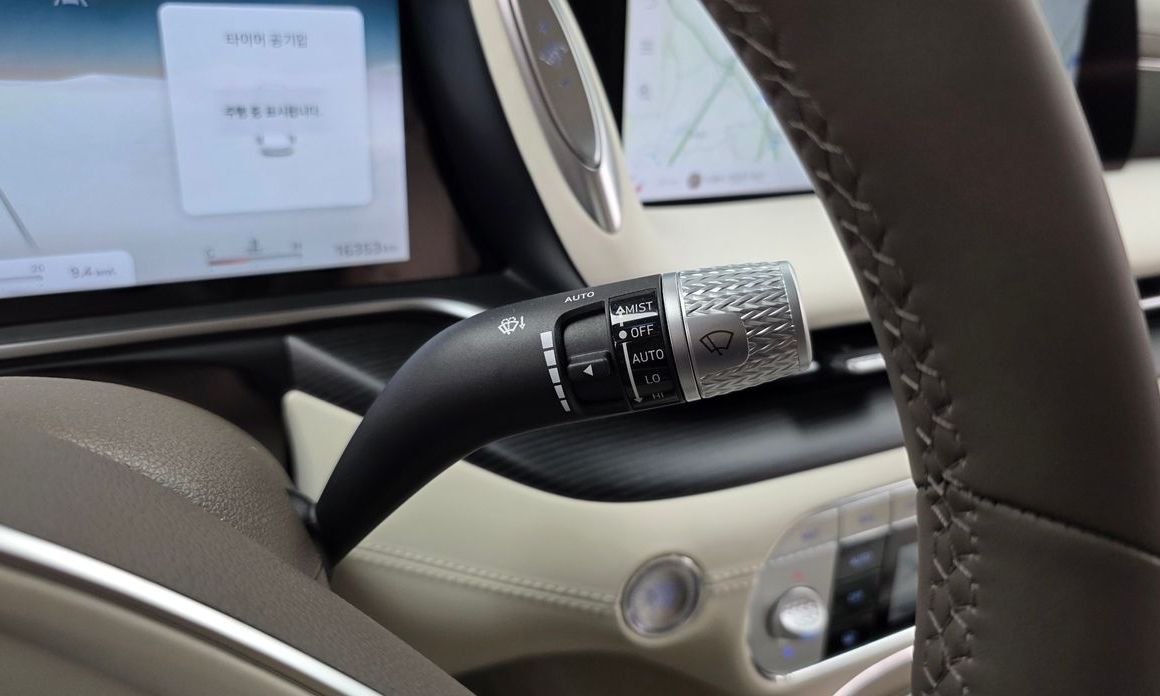 Genesis G90 2023