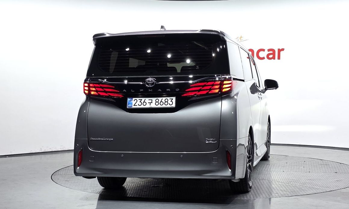 Toyota Alphard 2025