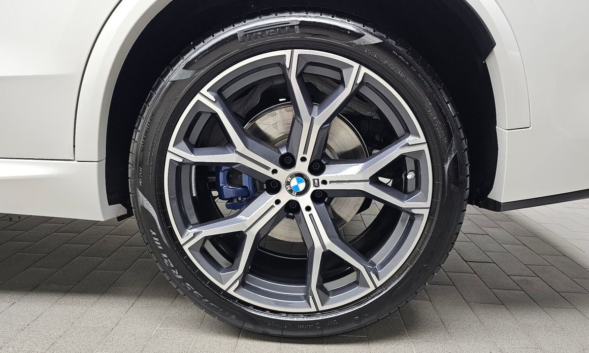 BMW X5 2025