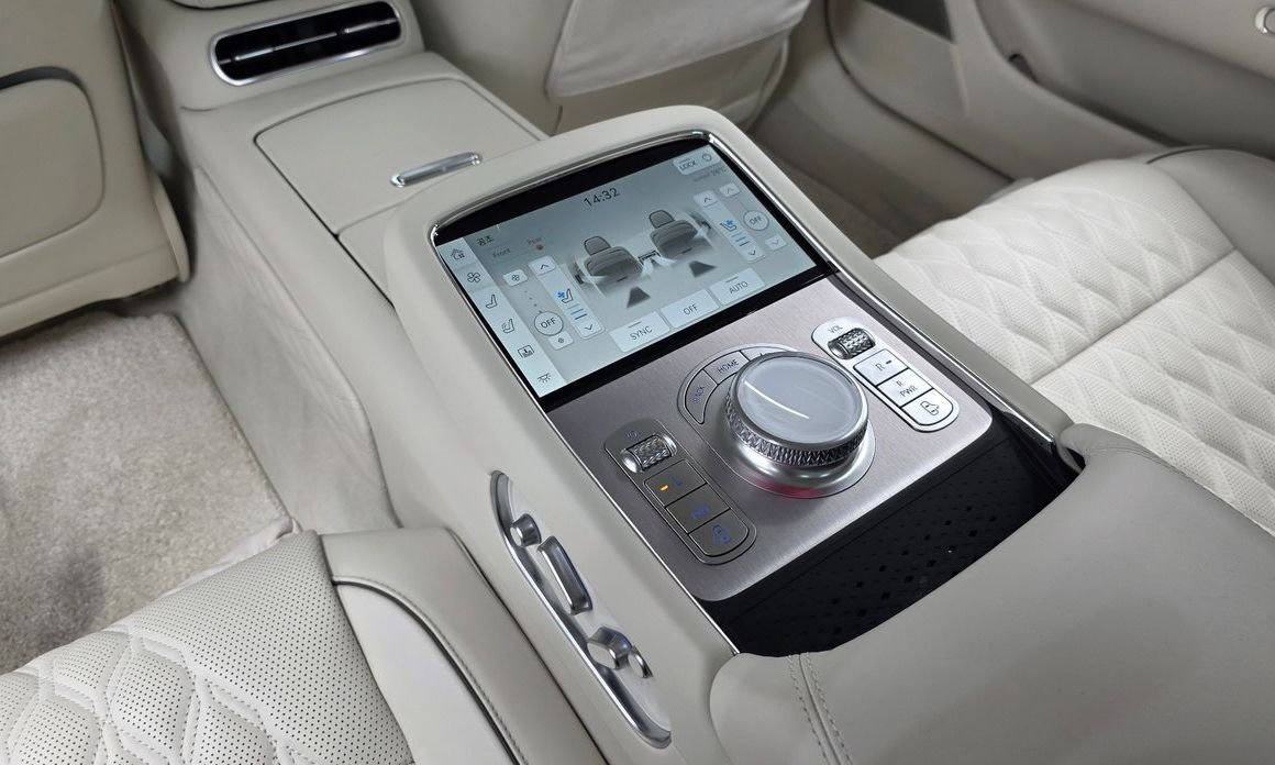 Genesis G90 2023