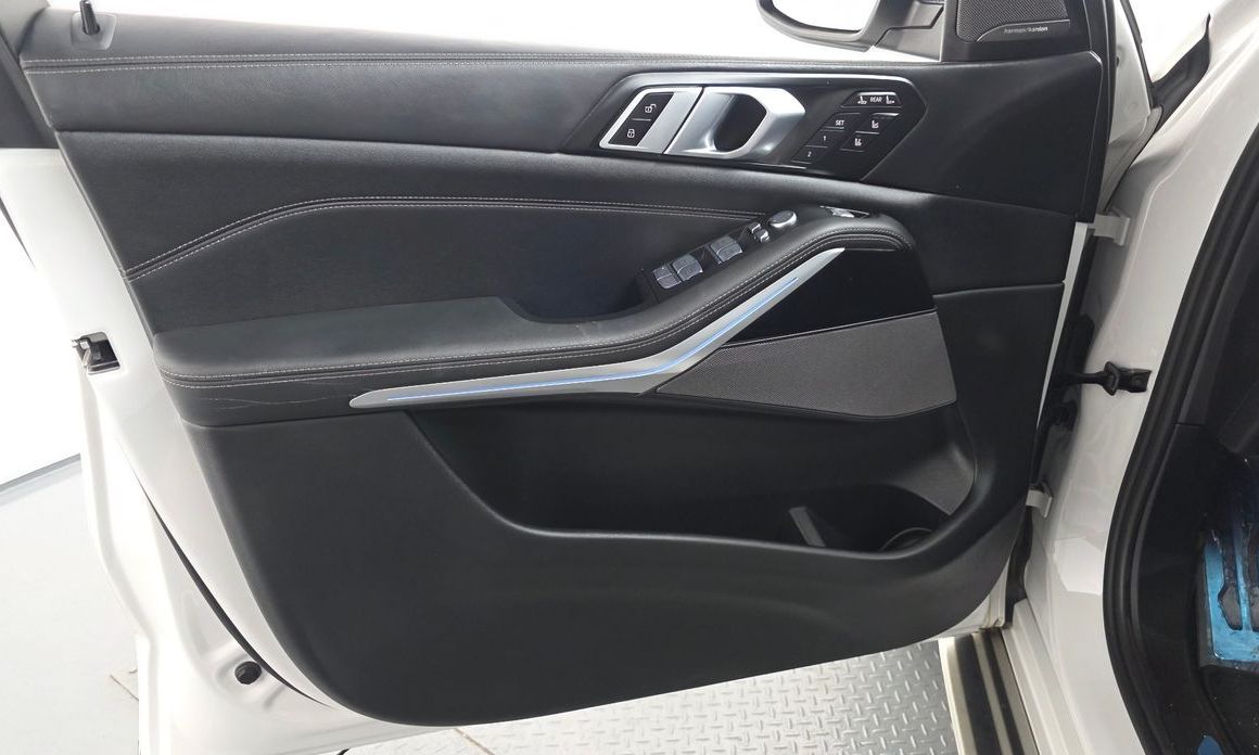 BMW X7 2024