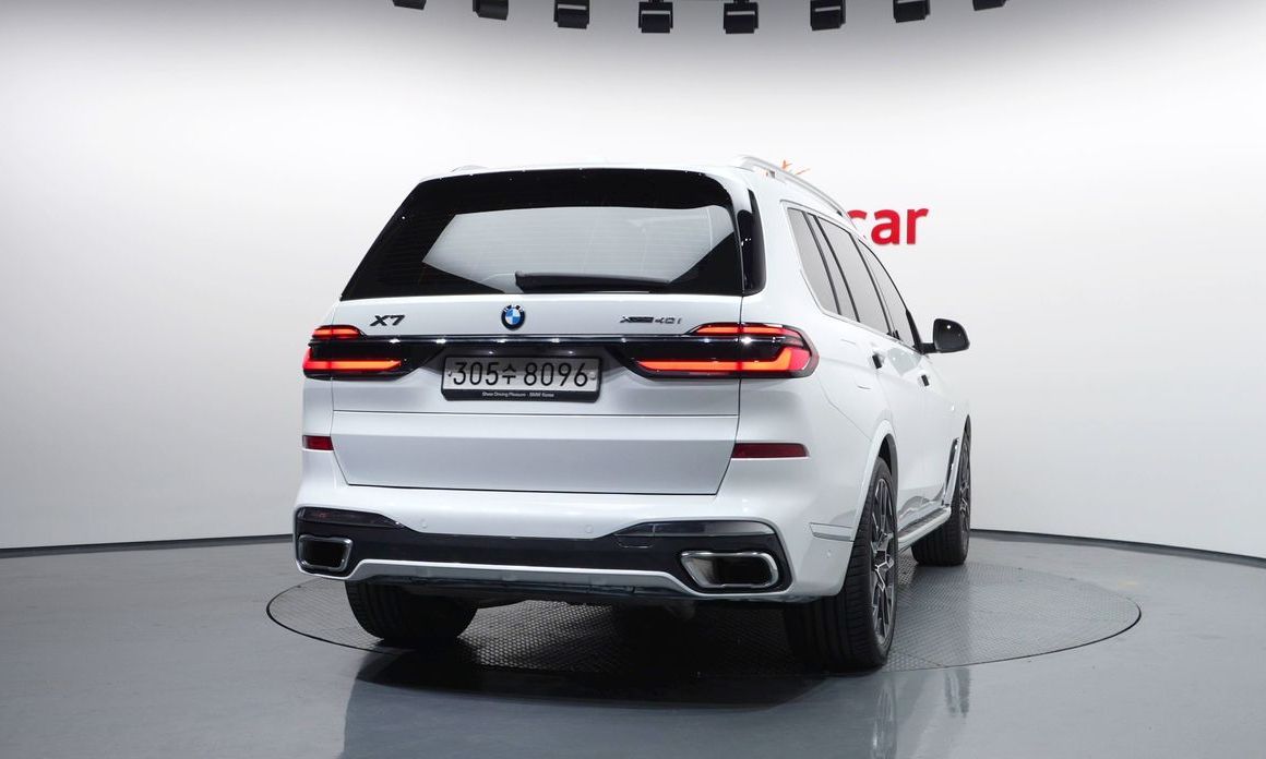 BMW X7 2024