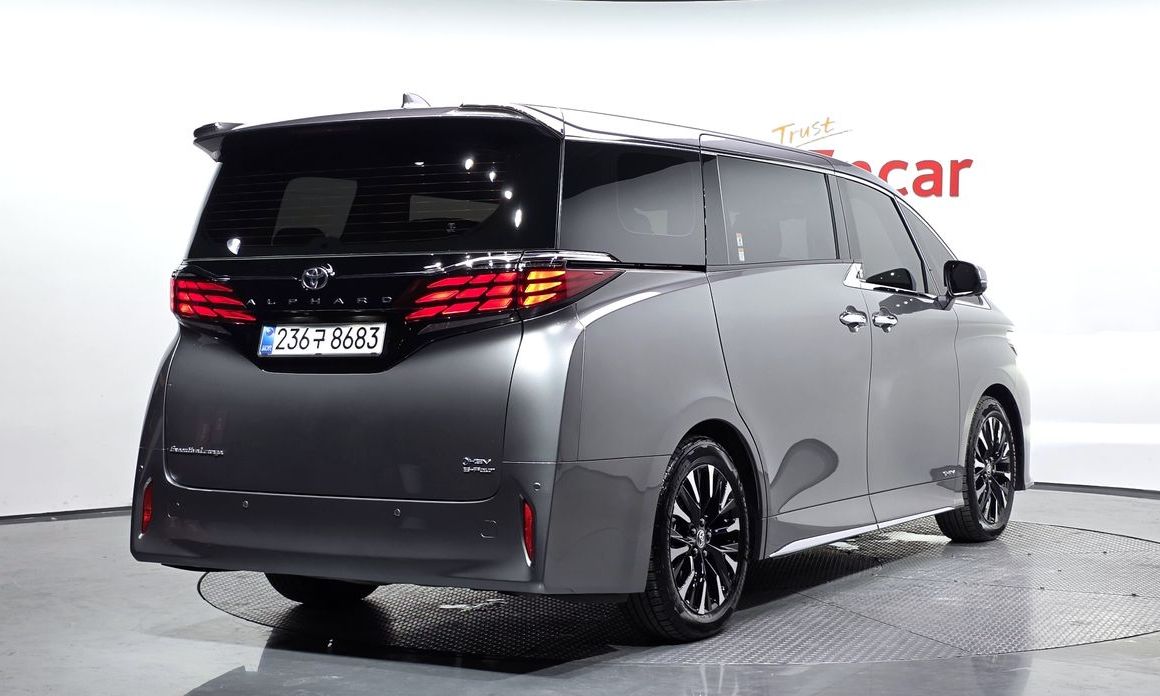 Toyota Alphard 2025