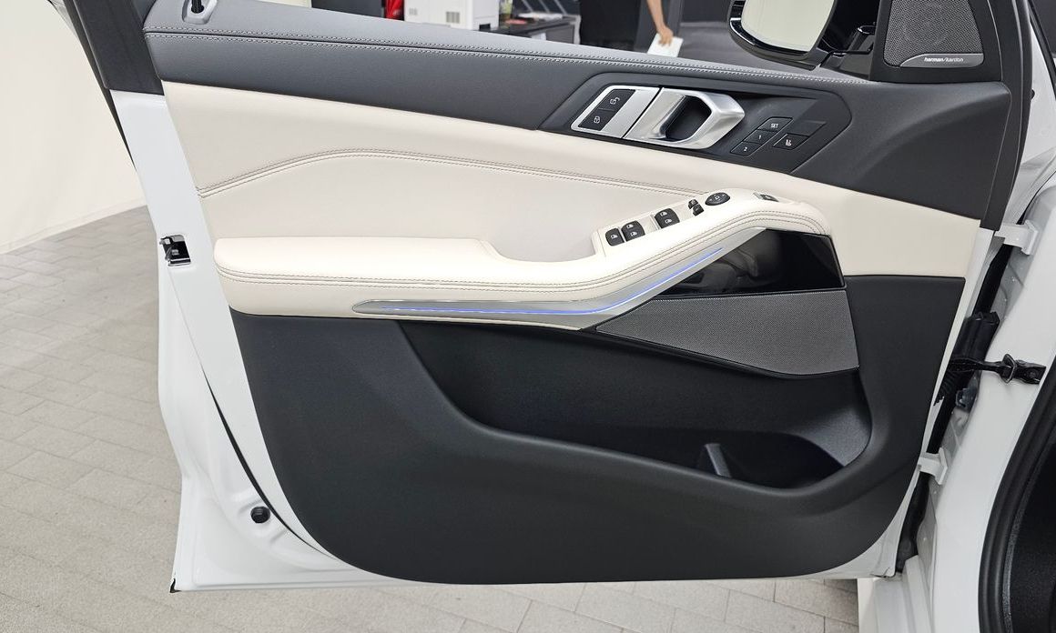 BMW X5 2025
