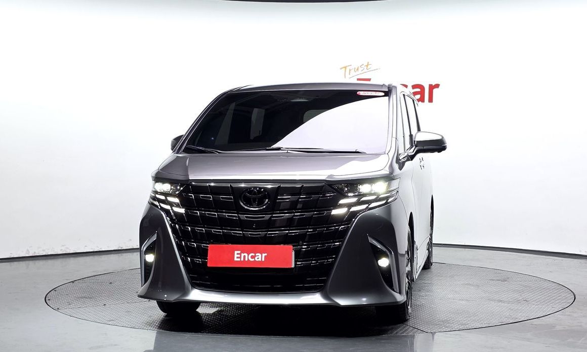 Toyota Alphard 2025