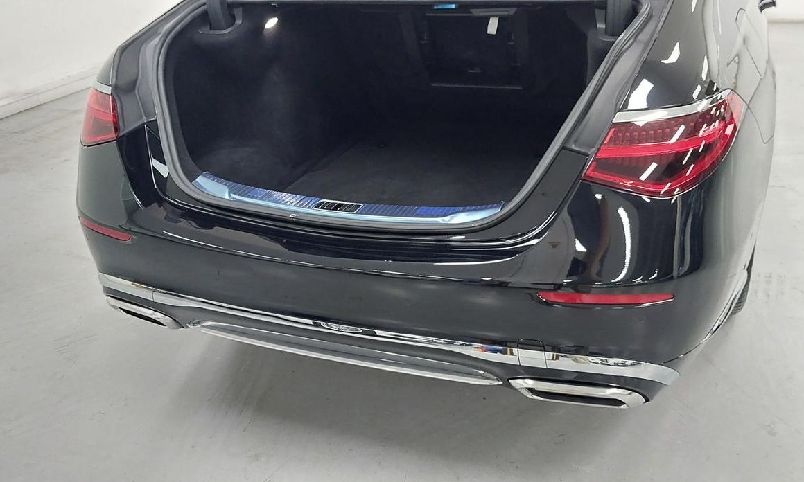 Mercedes-Benz S-Class 2023