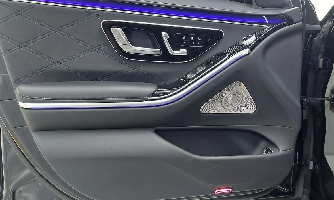 Mercedes-Benz S-Class 2023