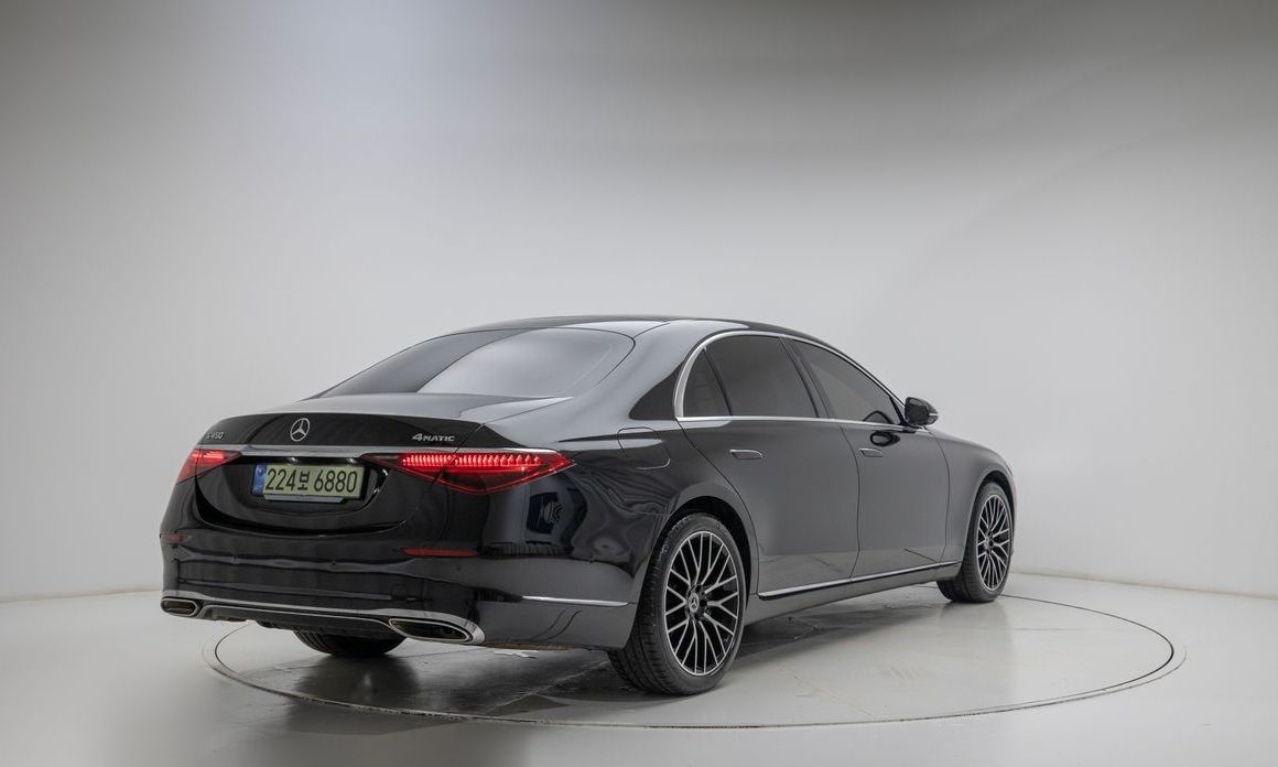 Mercedes-Benz S-Class 2026