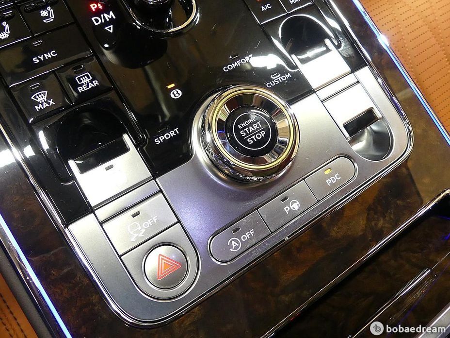 Bentley Flying Spur 2023