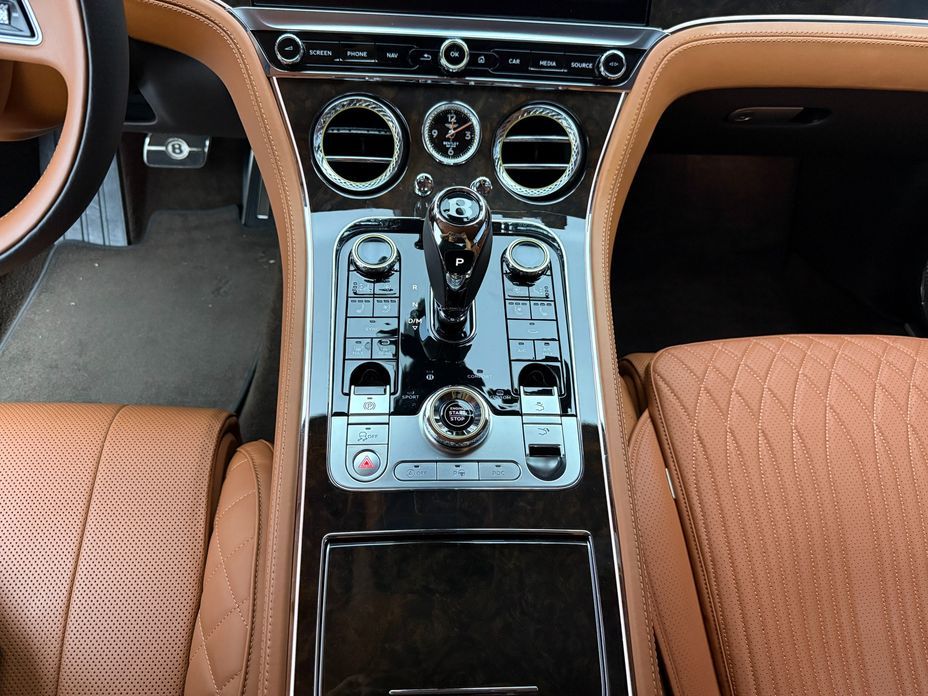 Bentley Continental 2021