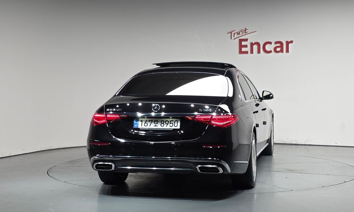 Mercedes-Benz S-Class 2023