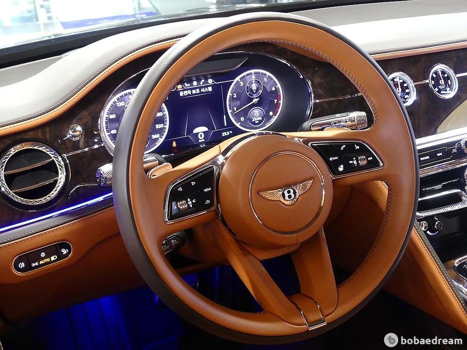 Bentley Flying Spur 2023
