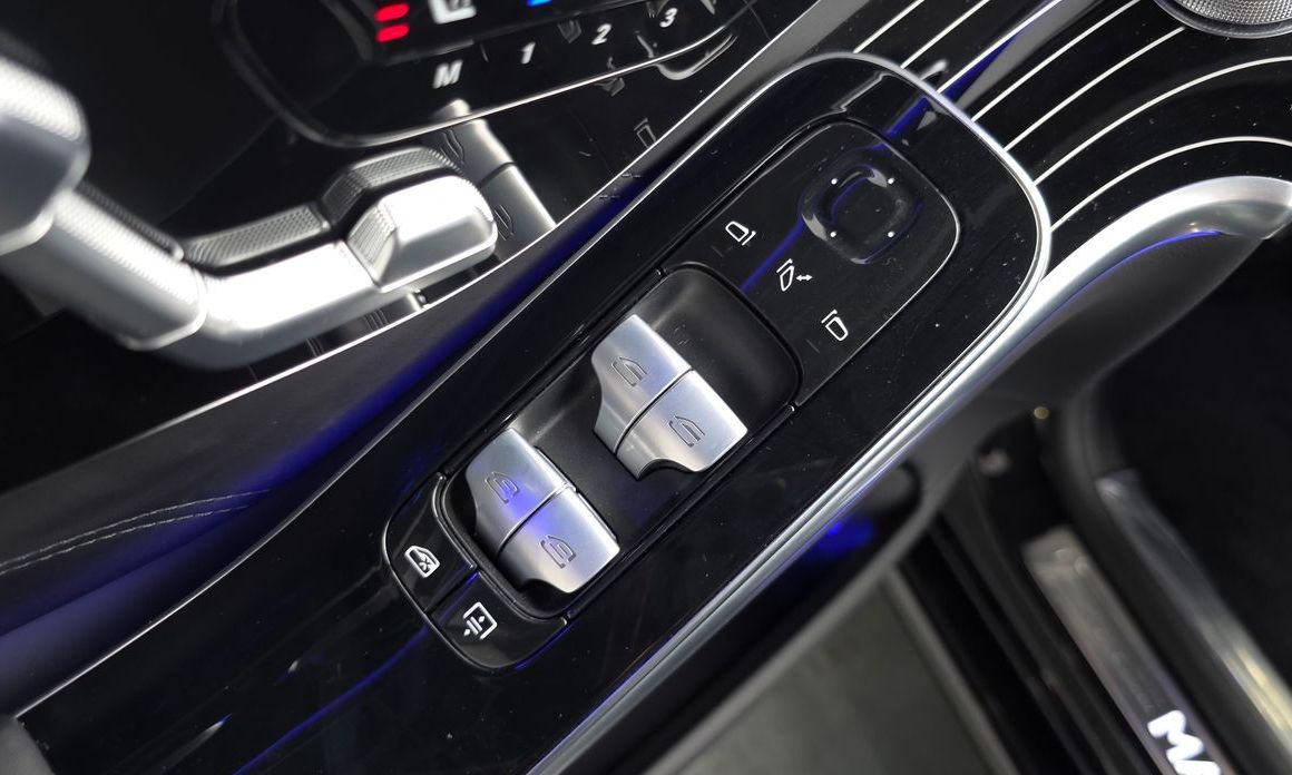 Mercedes-Benz S-Class 2023