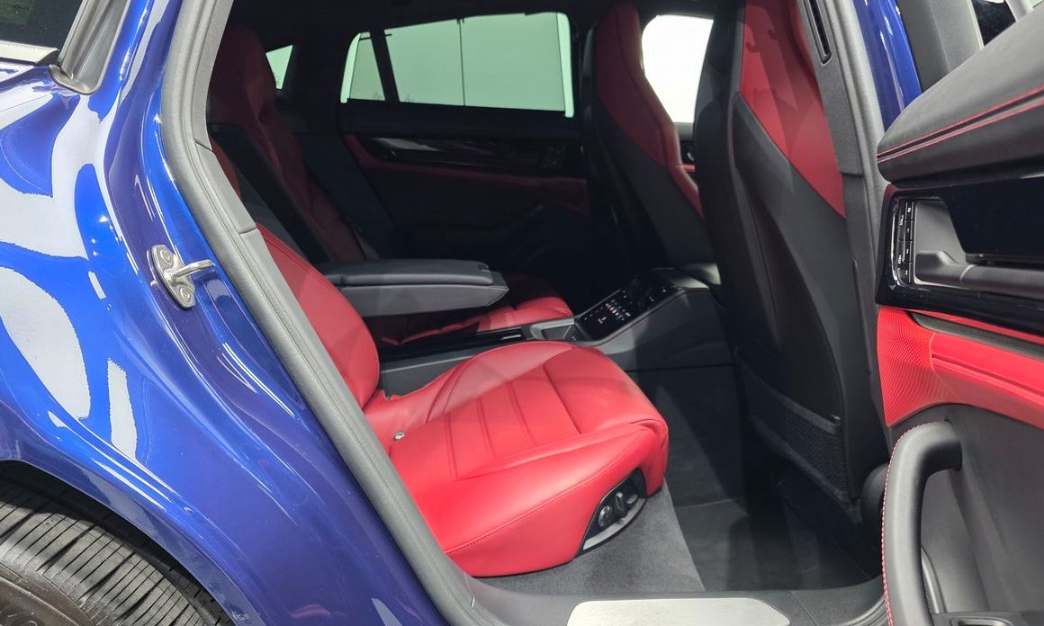 Porsche Panamera 2025