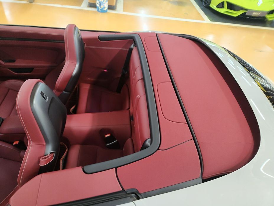 Porsche 911 2023